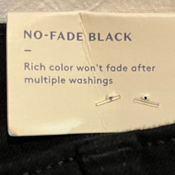 Universal Thread Plus Size Black High-Rise Midi Jean Shorts Size 20 - Picture 5 of 8